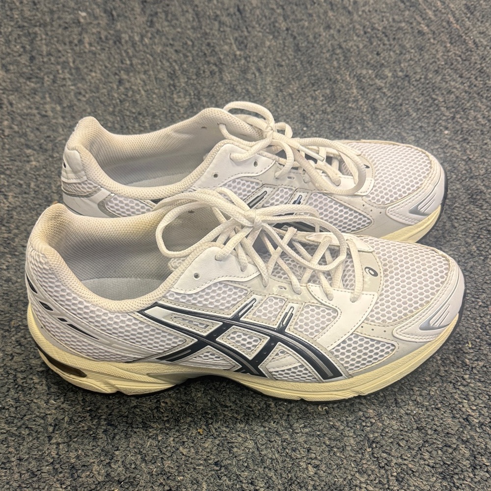 Asics Gel 1130 - White and Tan Athletic Sneakers - men’s Size 10
